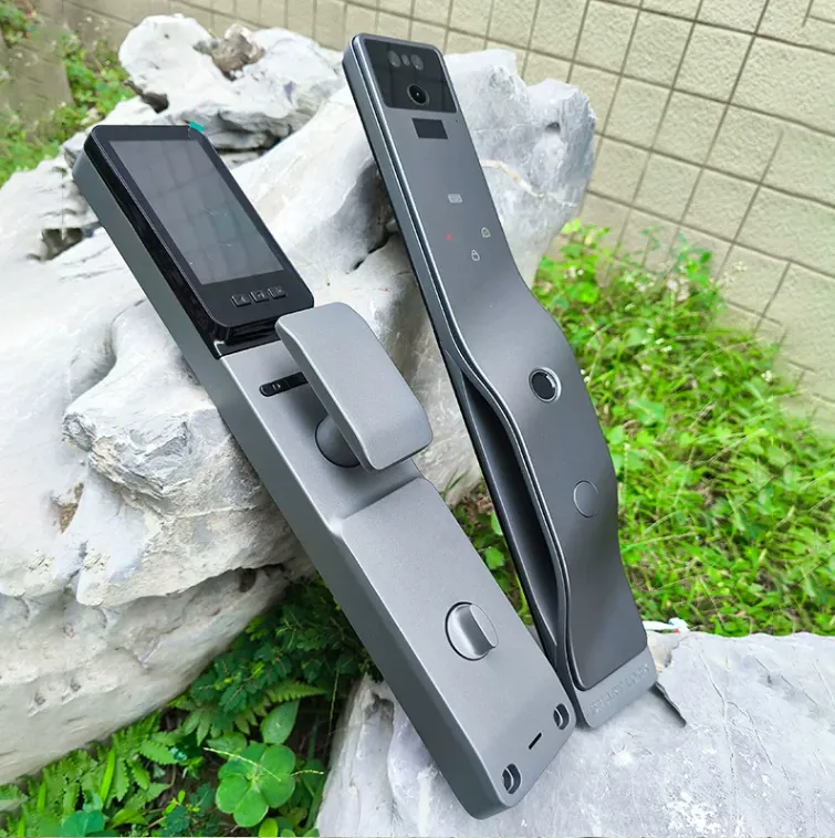 Chọn Khóa Cửa Chung Cư Cho Gia Đình Có Người Già Trẻ Nhỏ 2 Khóa điện tử chung cư Kenitsu XT53 cao cấp tích hợp Face ID 3D và tay cầm Push-Pull cho gia đình có người già, trẻ nhỏ