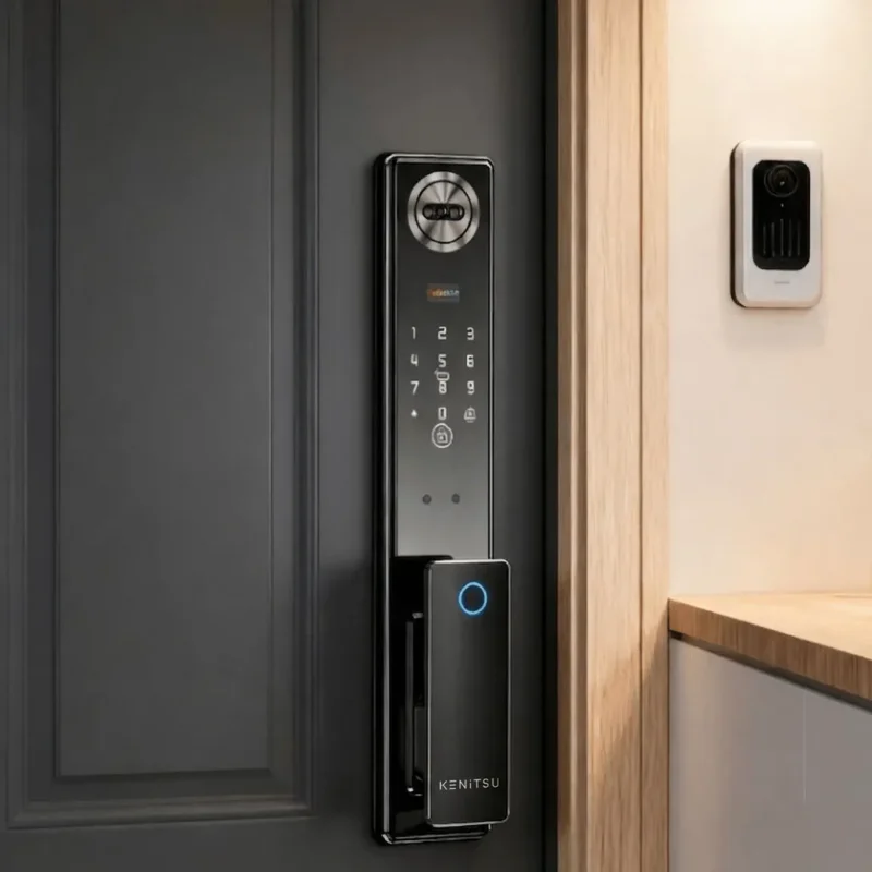 Sửa khóa cửa Samsung hay thay mới? Dấu hiệu nên đổi khóa sau 5 năm sử dụng 14 Khóa Kenitsu RVT2 lắp trên cửa căn hộ khi thay khóa Samsung cũ